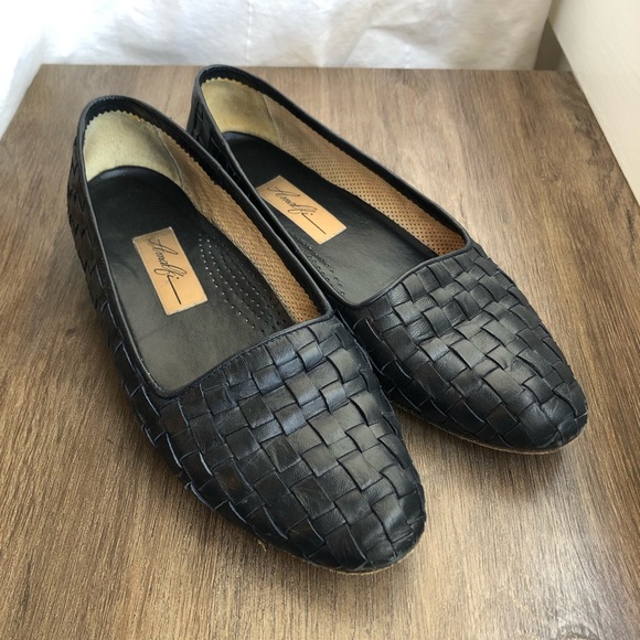 Amalfi Italian Leather Woven Flats in Navy - Picture 3 of 8